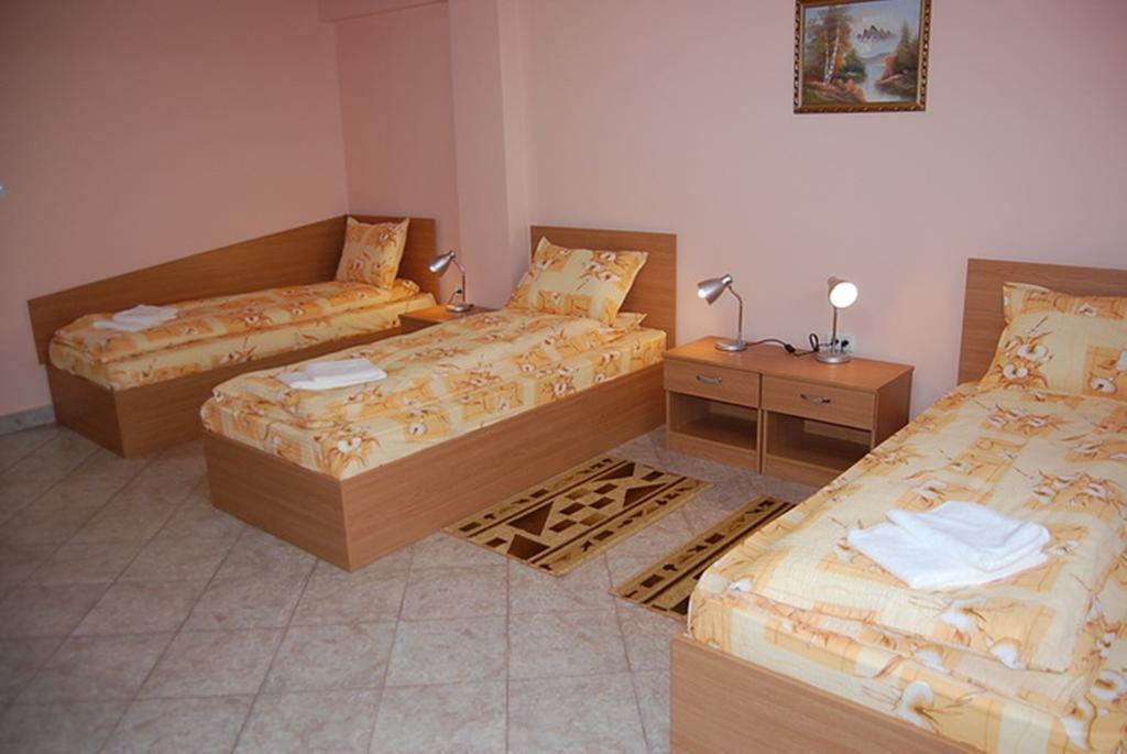 Pensiunea Casa Verde Vladimirescu Zimmer foto