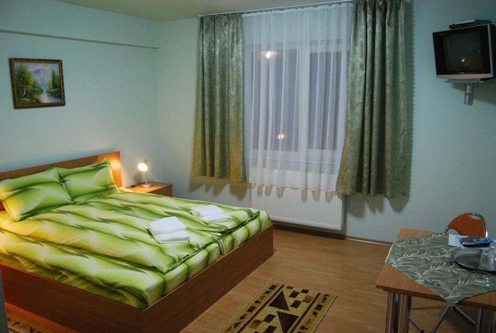 Pensiunea Casa Verde Vladimirescu Zimmer foto